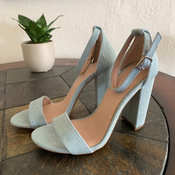 Shoe La La Baby Blue Heels - Size 5.5 - Picture 1 of 3